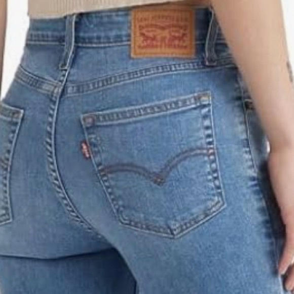 Women’s Levi’s - Picture 6 of 6